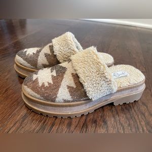 Jessica Simpson ebiyra mule- 6